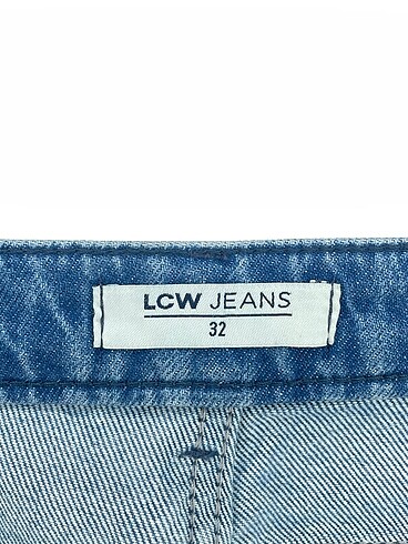 32 Beden mavi Renk LC Waikiki Jean / Kot %70 İndirimli.
