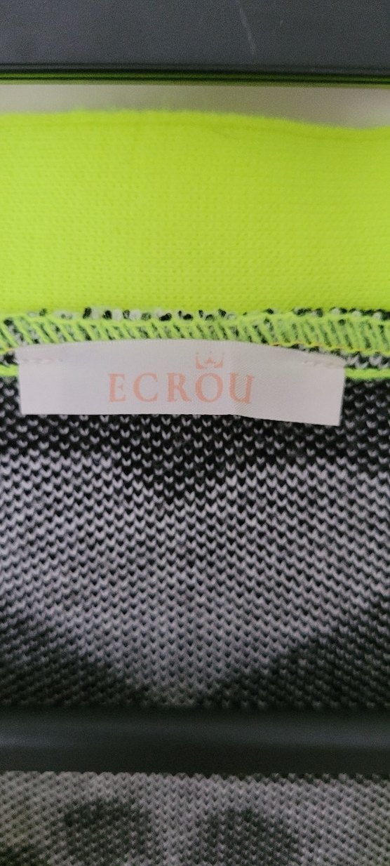 Desenli hırka - Görsel 3