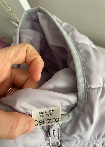 Kız Çocuk Gri Kapüşonlu Şişme Yelek - Görsel 2