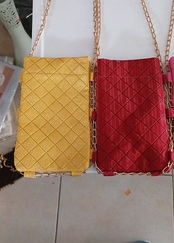 Zara Renkli Nakışlı Pliseli Kadın Çanta ilan açtırın tanesi 150 tl