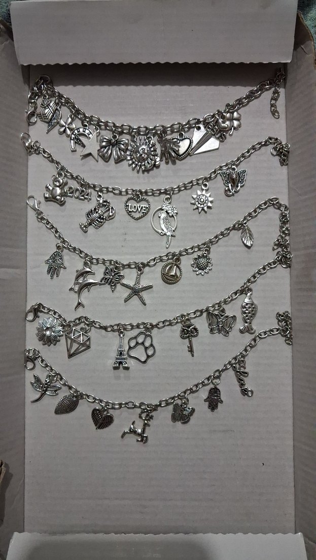 Gri Zincir Detaylı Kadın Vücut Zinciri tanesi 150 tl - Görsel 2