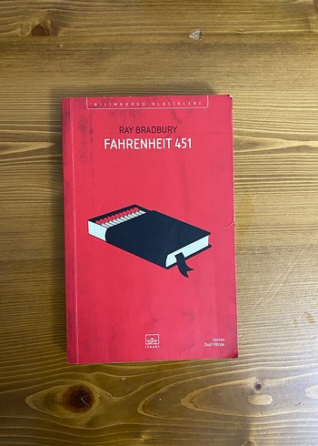 Ray Bradbury - Fahrenheit 451