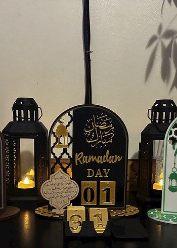 Altın Renkli Ramazan Günü Sayacı - Görsel 2