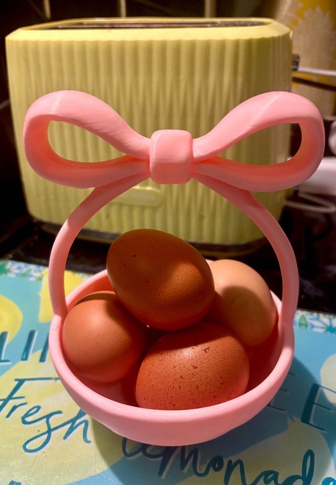 Fiyonk Detaylı Beyaz Seramik Vazo - Görsel 4