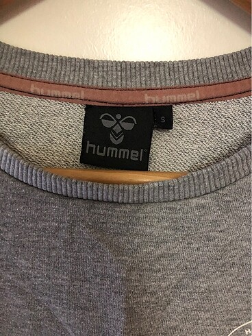 s Beden Hummel sweatshirt