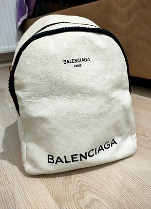 Balenciaga Sırt çantası