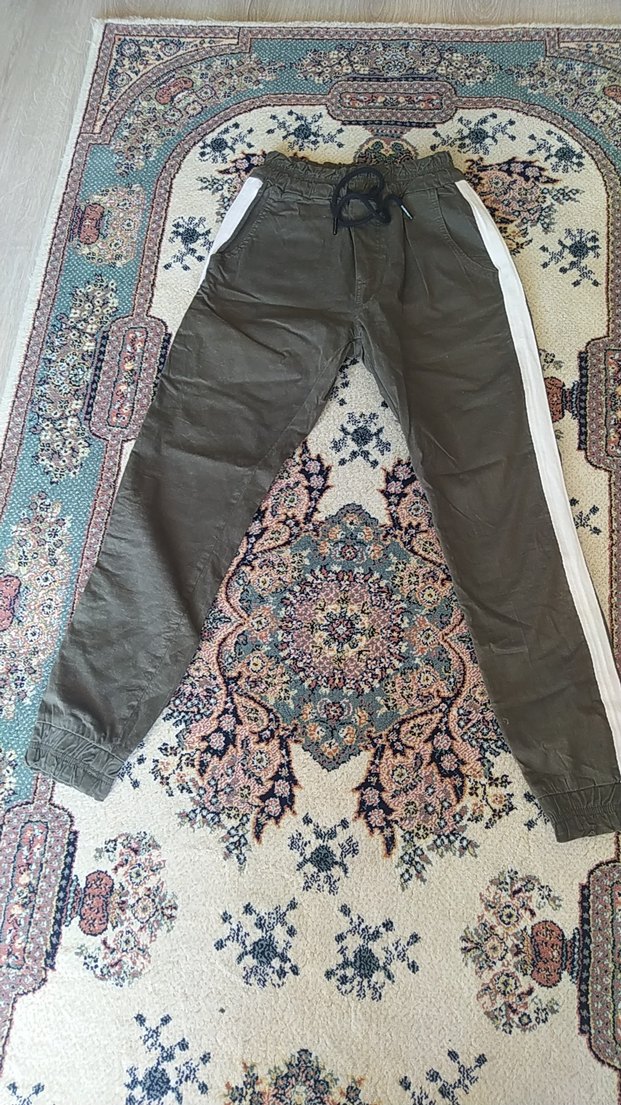 Gri Bel Detaylı Geniş Kesim Pantolon - Görsel 2