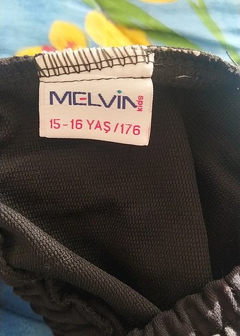 Siyah Baskılı Kapüşonlu Kız erkek çocukta giyebilir - Görsel 6