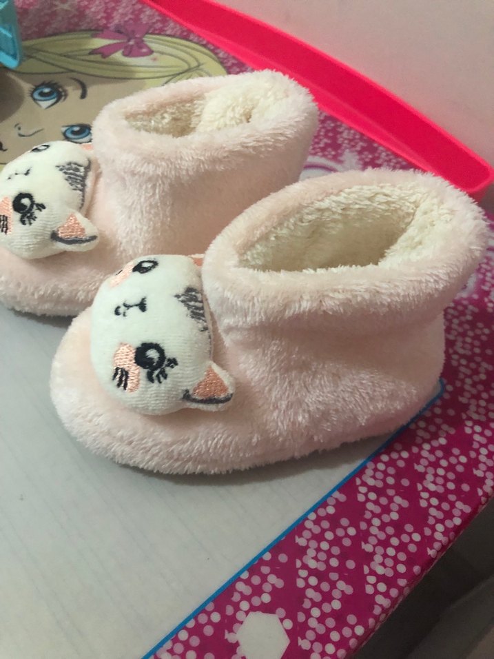 Kız Çocuk Pembe Kürklü Nakışlı Ev Terliği panduf - Görsel 2