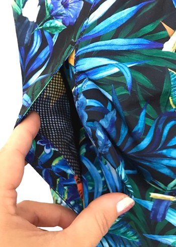 s Beden KOTON BEACHWEAR TROPİKAL DESENLİ DENİZ ŞORTU