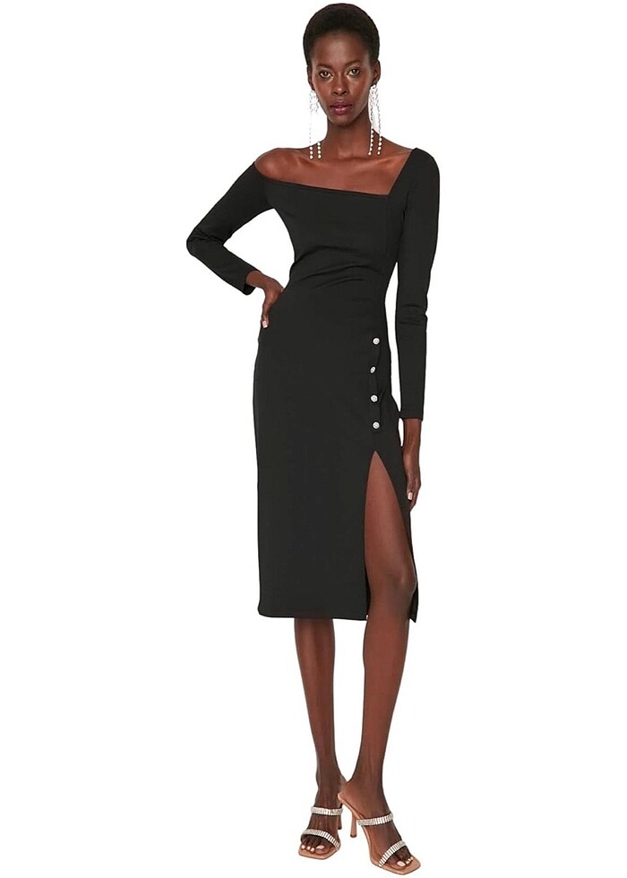 TRENDYOL TAŞ DÜĞMELİ ÖRME MİDİ ABİYE ELBİSE - Görsel 2