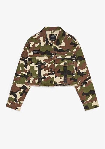s Beden BERSHKA KAMUFLAJ DESENLİ KISA SAFARİ CEKETİ