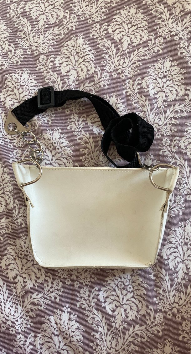 Beyaz Deri Bel Çantası - Görsel 3