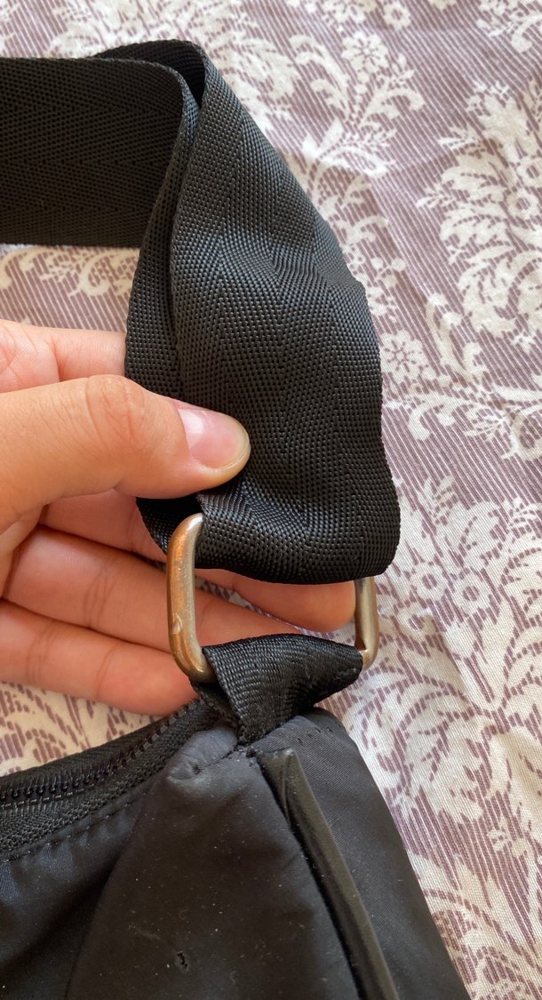 Kemer Detaylı Siyah Yılan Desenli Kadın Çantası - Görsel 3