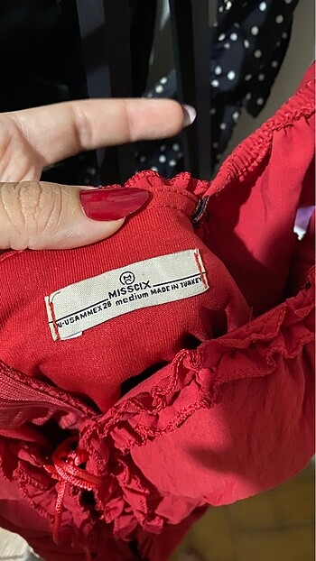 m Beden kırmızı Renk Zara muadili elbise