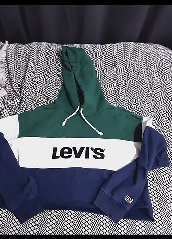 Levis Levi's sweatshirt