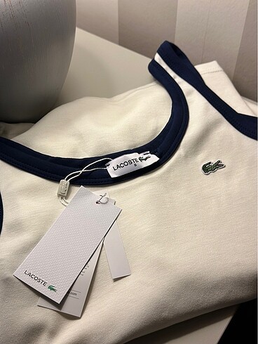 Lacoste elbise