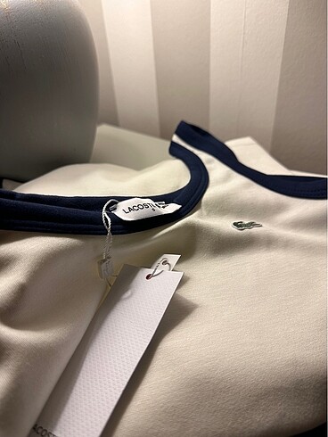 s Beden beyaz Renk Lacoste elbise