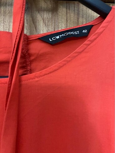 LC Waikiki LCWMODEST ELBİSE
