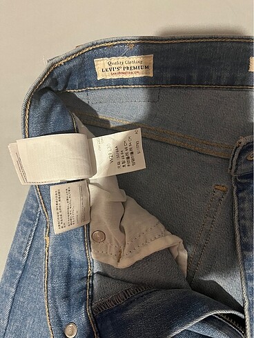 29 Beden mavi Renk Levis siknny jean
