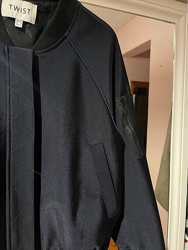 Twist Twist bomber