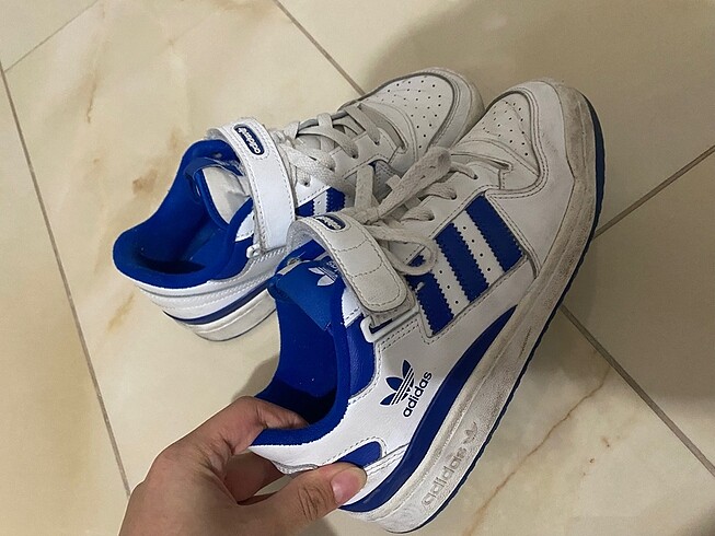 38,5 Beden Adidas forum low ayakkabı