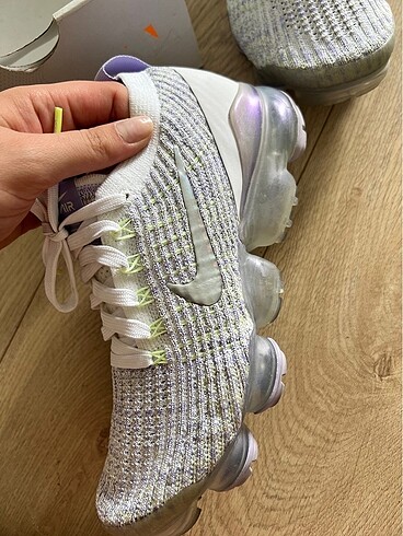 39 Beden beyaz Renk Nike ayakkabı