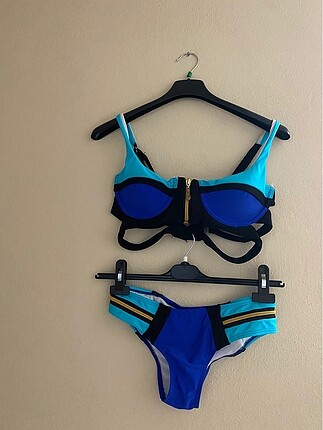 Desenli bikini