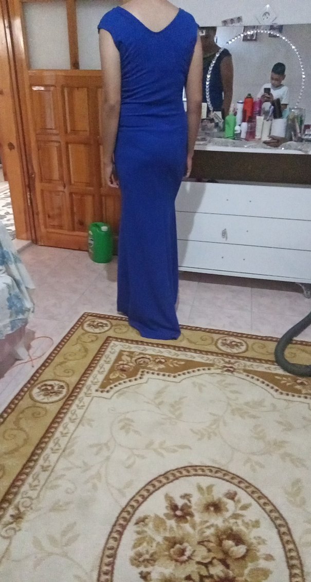 Uzun Mavi Drapeli V Yaka Kadın Elbisesi - Görsel 3