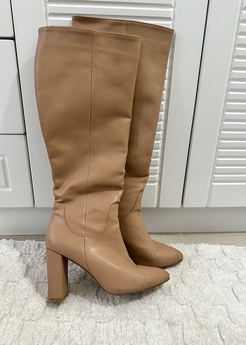 Bej Deri Dizüstü Topuklu Kadın Çizme - Görsel 2