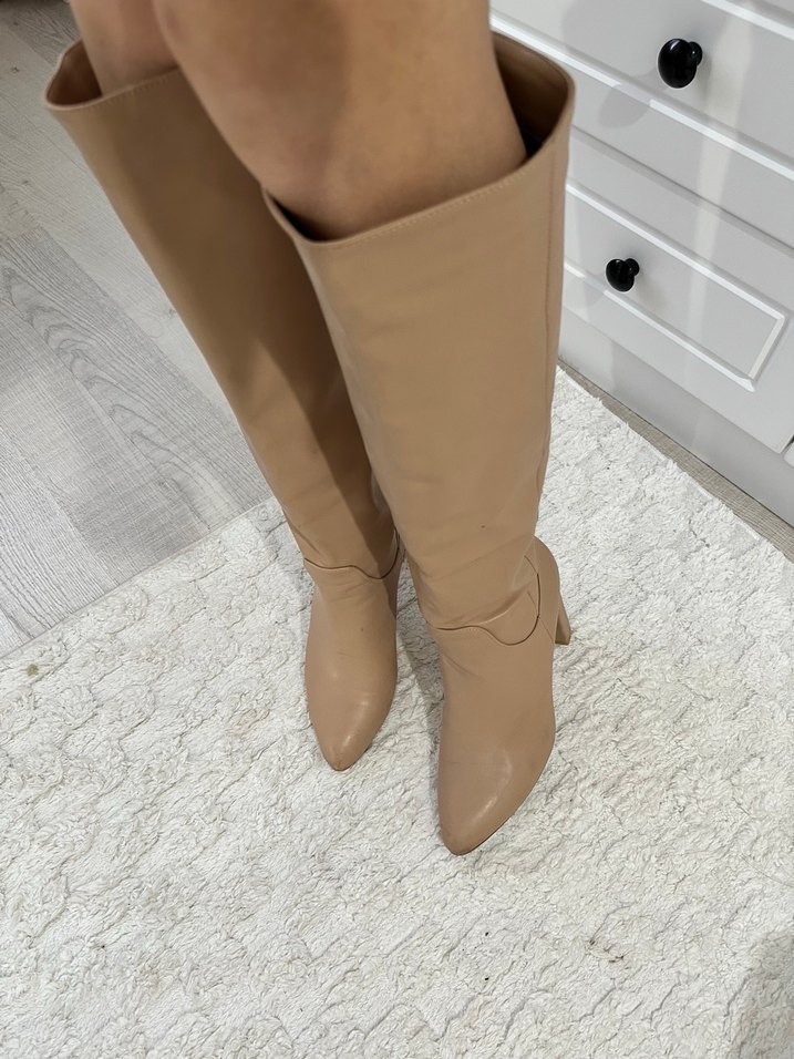 Bej Deri Dizüstü Topuklu Kadın Çizme - Görsel 5