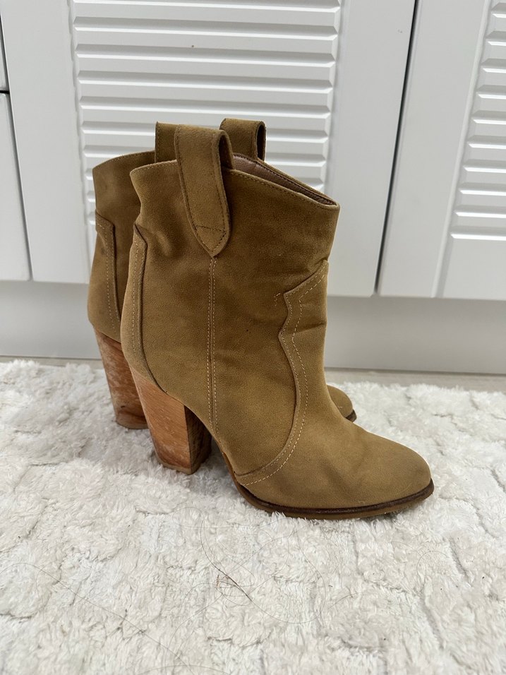 Bej Süet Kadın Topuklu Bot - Görsel 2