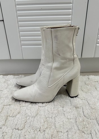 Zara Beyaz Deri topuklu Kadın Bot - Görsel 3