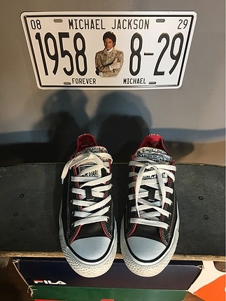 Özel seri converse