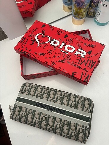 Dior Chrıstian Dior cüzdan A+