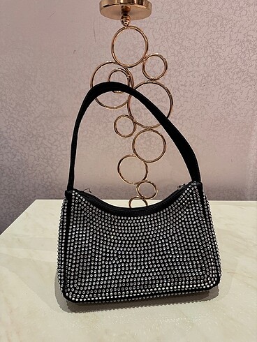 Prada Prada taşlı çanta