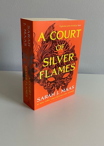 A Court of Silver Flames - Sarah J. Maas