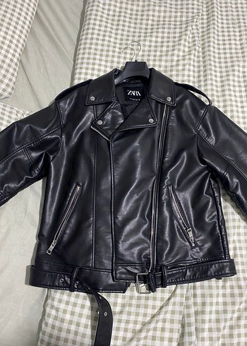 m Beden Zara Siyah Deri Biker Ceket