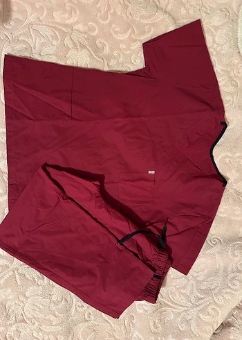 Bordo Kısa Kollu Hemşire Üniforması