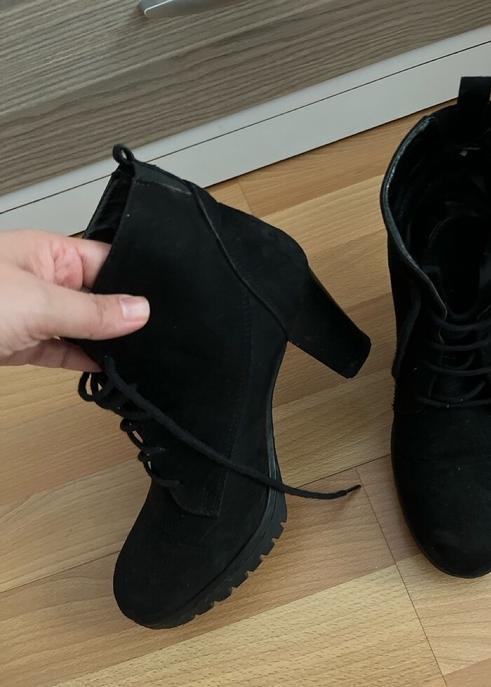 Topuklu ayakkabı bot - Görsel 2