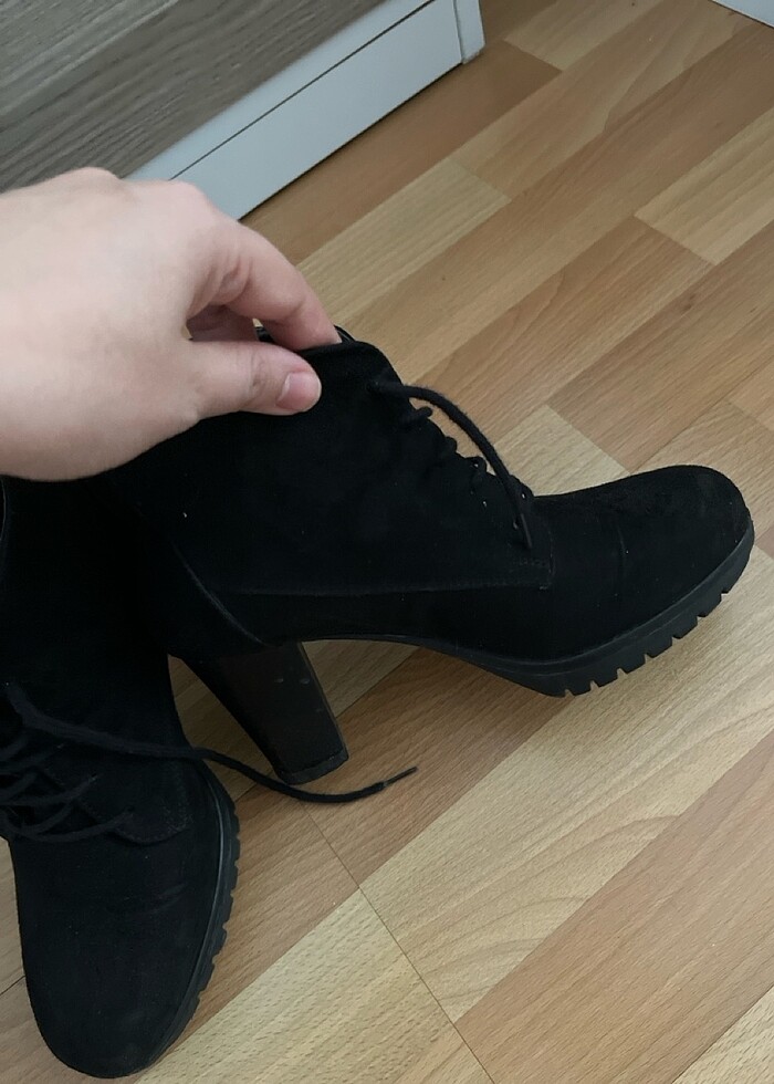 Topuklu ayakkabı bot - Görsel 3