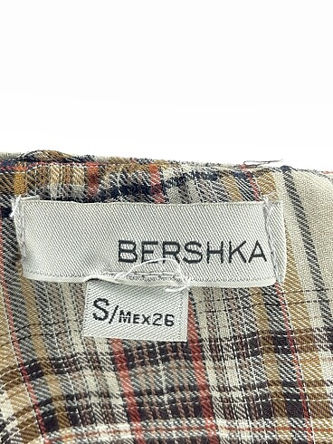 s Beden çeşitli Renk Bershka Gömlek %70 İndirimli.