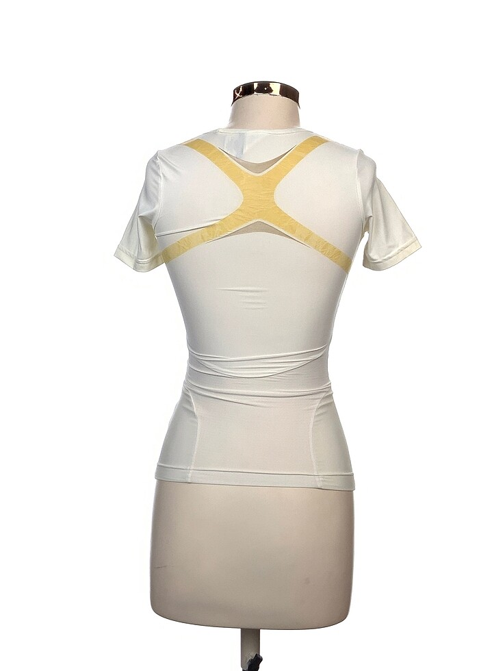 Adidas T-shirt %70 İndirimli. - Görsel 3