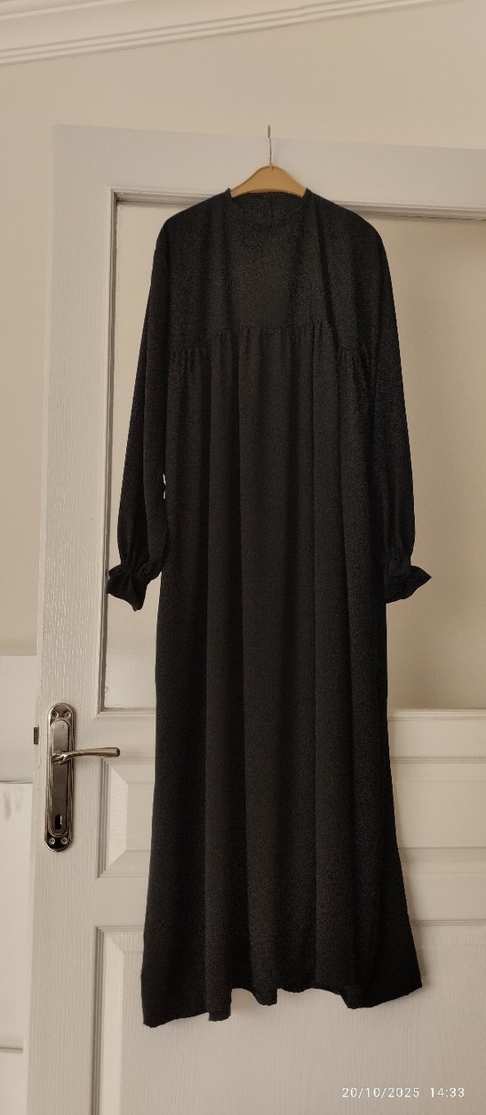 Uzun Siyah Keten Kadın Elbise - Görsel 2