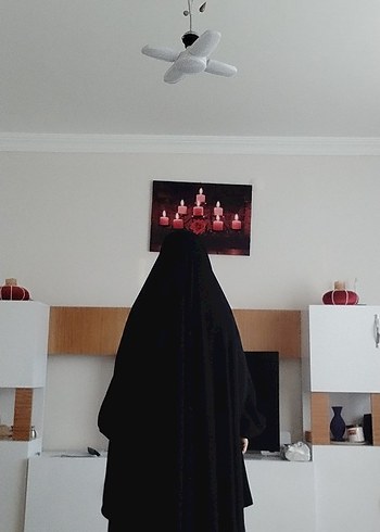 Siyah Drapeli Gotik Kadın Şalı - Görsel 4