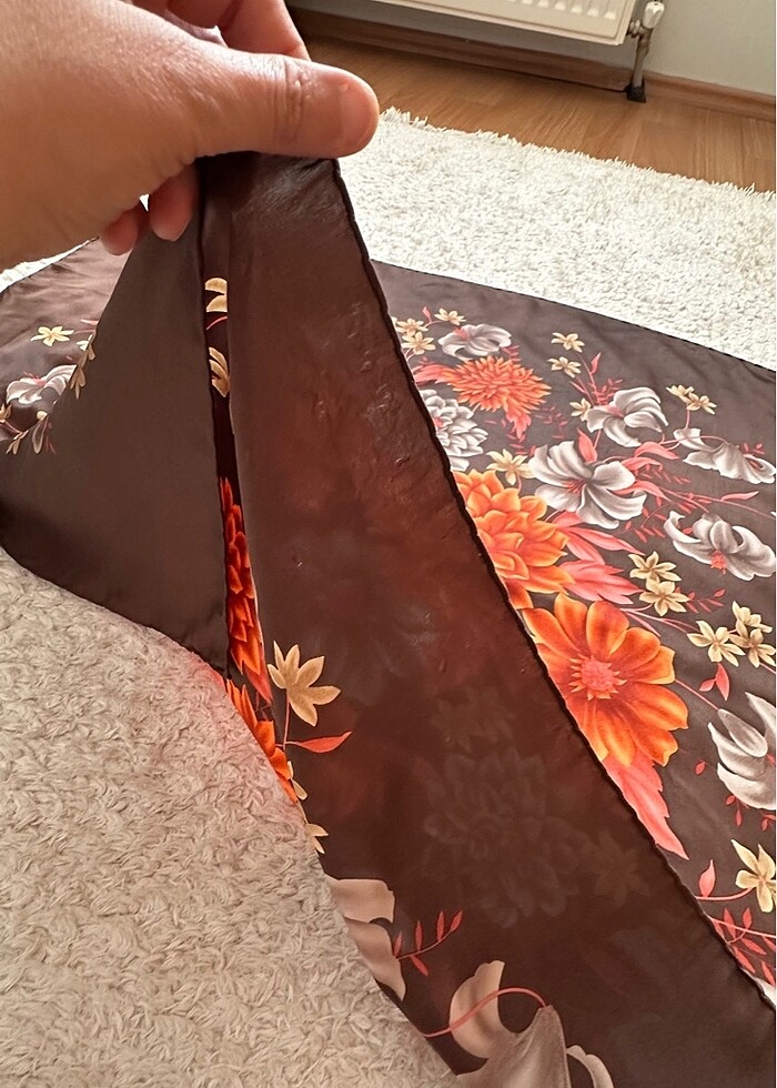 pierre cardın sura ıpek esarp - Görsel 2