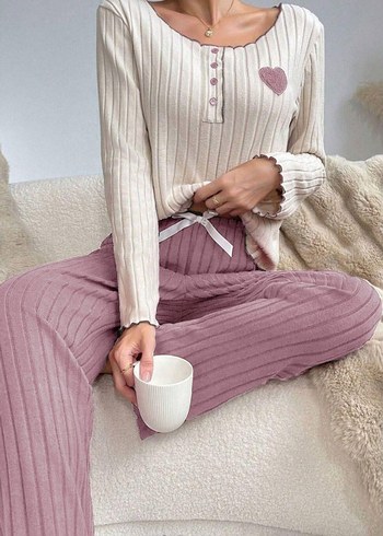 Nakışlı Beyaz Uzun Kollu Rahat Pijama Takımı