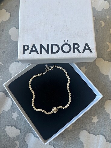 Pandora bileklik küpe kolye yüzük