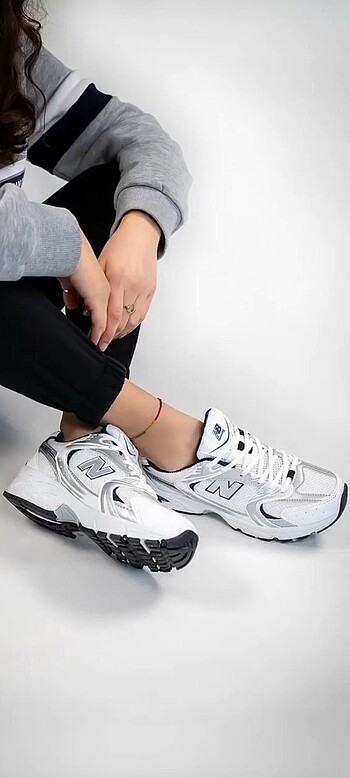 New Balance 530