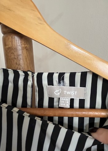 Twist Siyah Beyaz Çizgili Elbise - Görsel 5